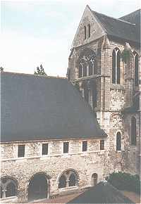 Cloitre de l'Abbaye Saint Julien